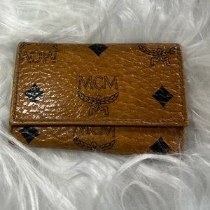 MCM Leather four key holder Authentic Pre-Loved